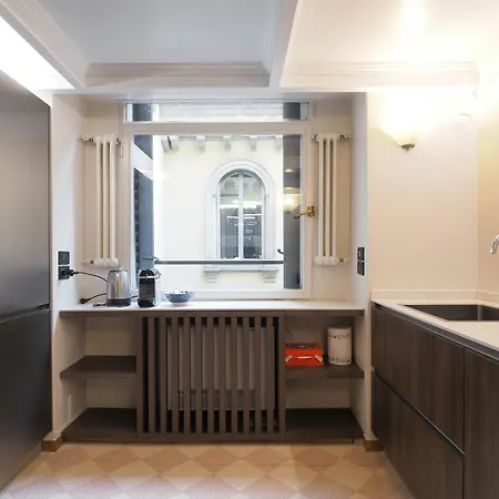 Unique Duomo Luxury Apartment
